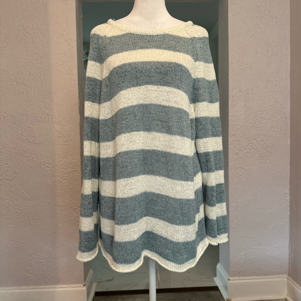 LOFT Blue and Cream Crew Neck Sweater - Picture 11 of 11